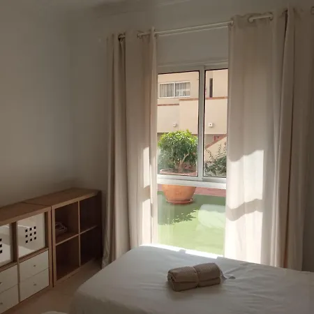 Golf Del Sur-1 Bedroom Poolside Apartment-sleeps 4 *